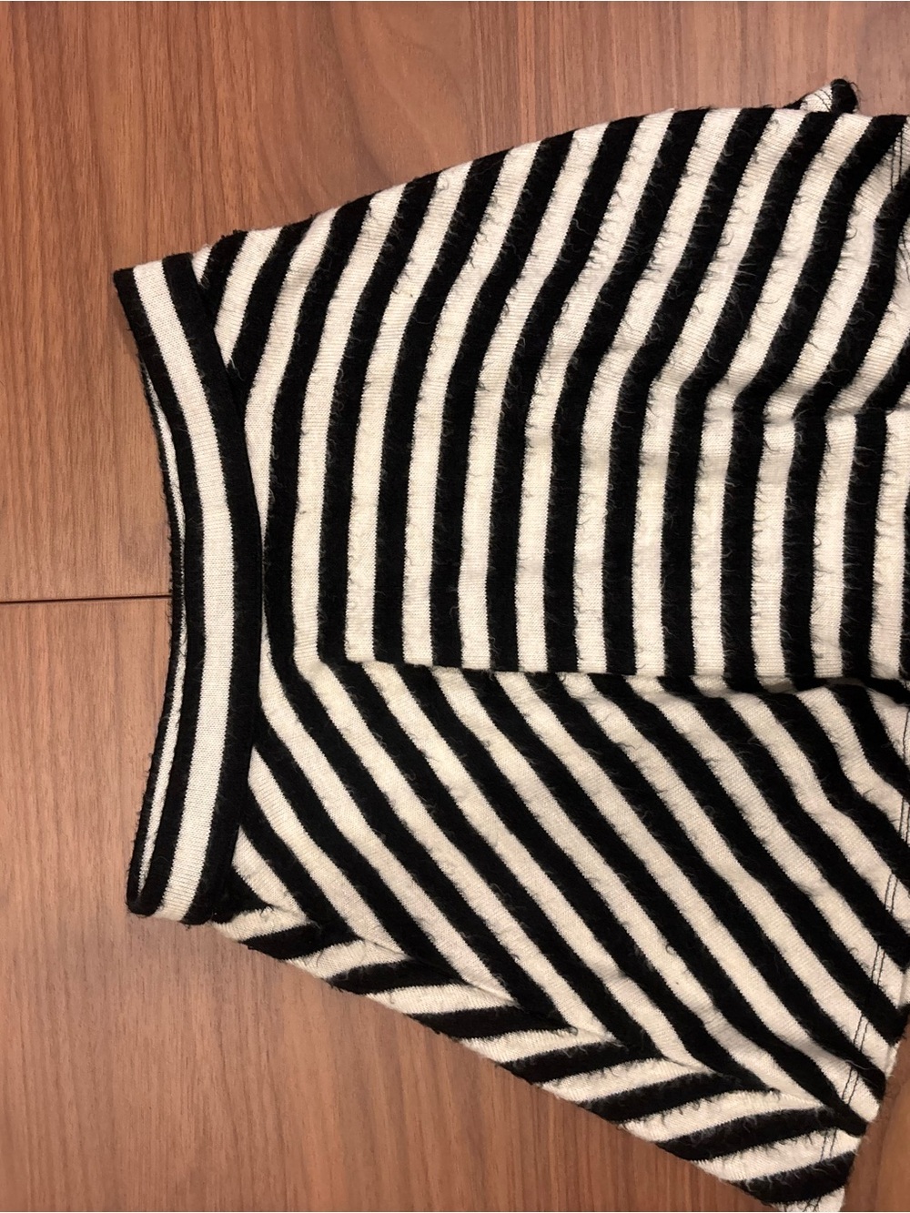 Jessica Simpson Black & White Striped Knit Top